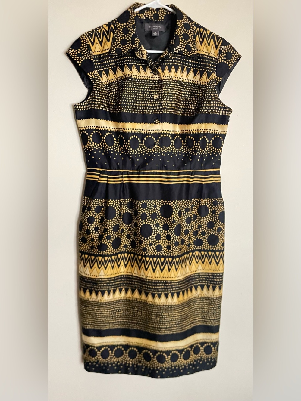 Liz Claiborne Black and Gold Midi Cap Sleeve Dress